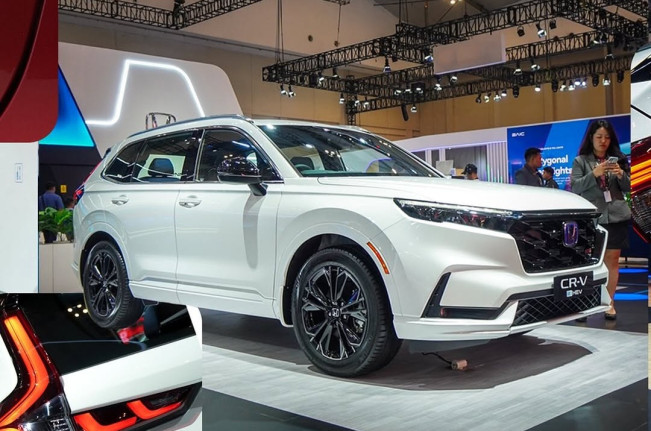 Honda CR-V saat di pameran otomotif GIIAS 2025. [Instagram]